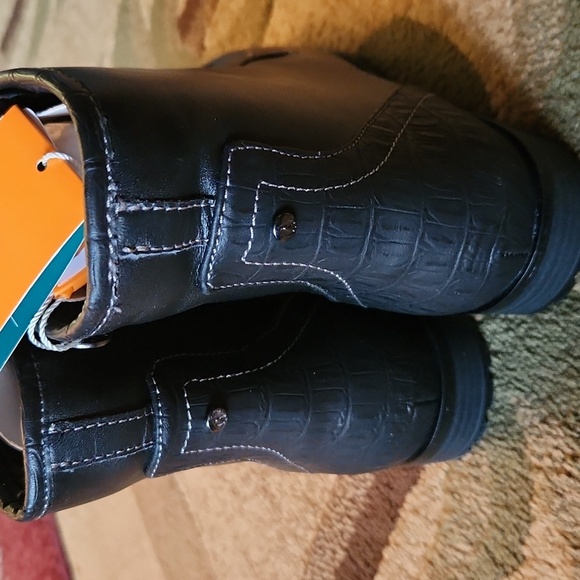 Nwt! Sporto fur lined boot - Picture 5 of 15